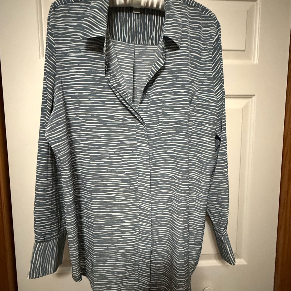 Nine West Women's Gray Striped Blouse